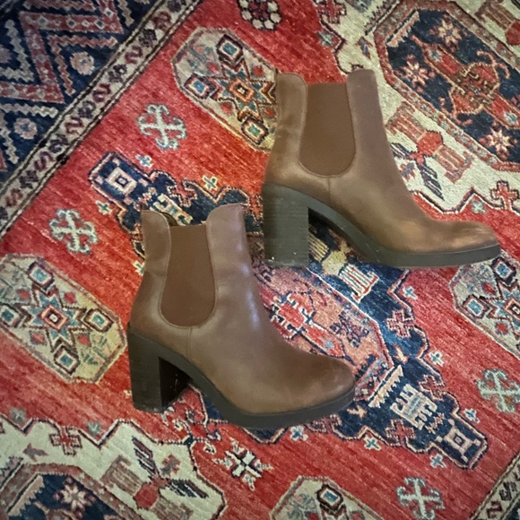 Crown vintage brown leather booties - Picture 3 of 6